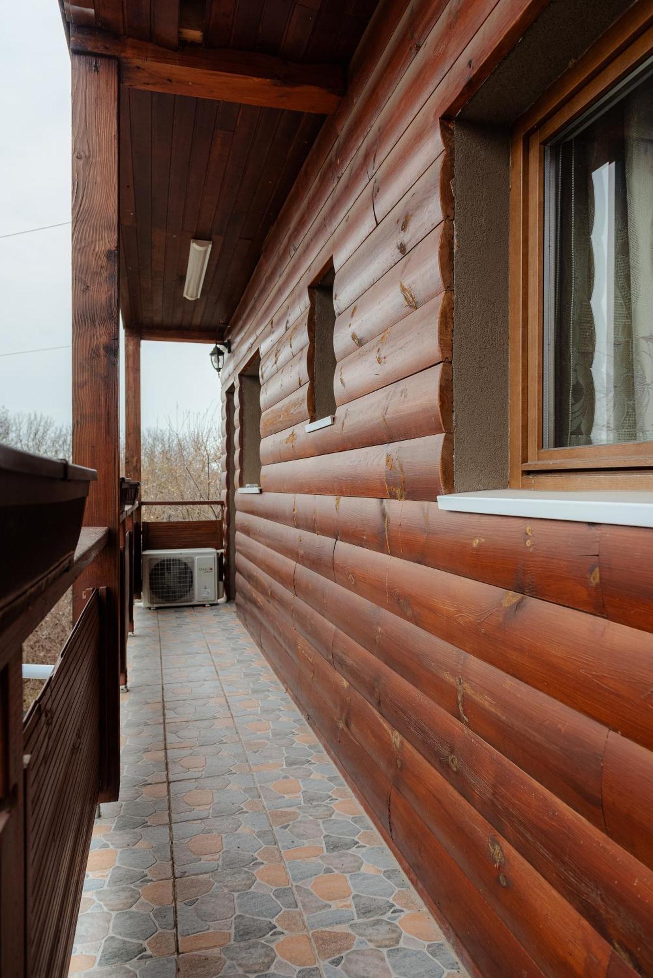 Business Transit To Therme & Bucharest Airport Saftica Exterior photo